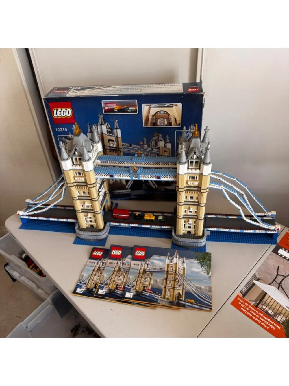 LEGO Creator Expert Tower Bridge Set 10214 W/ Box & Instructions 99.99% Complete
